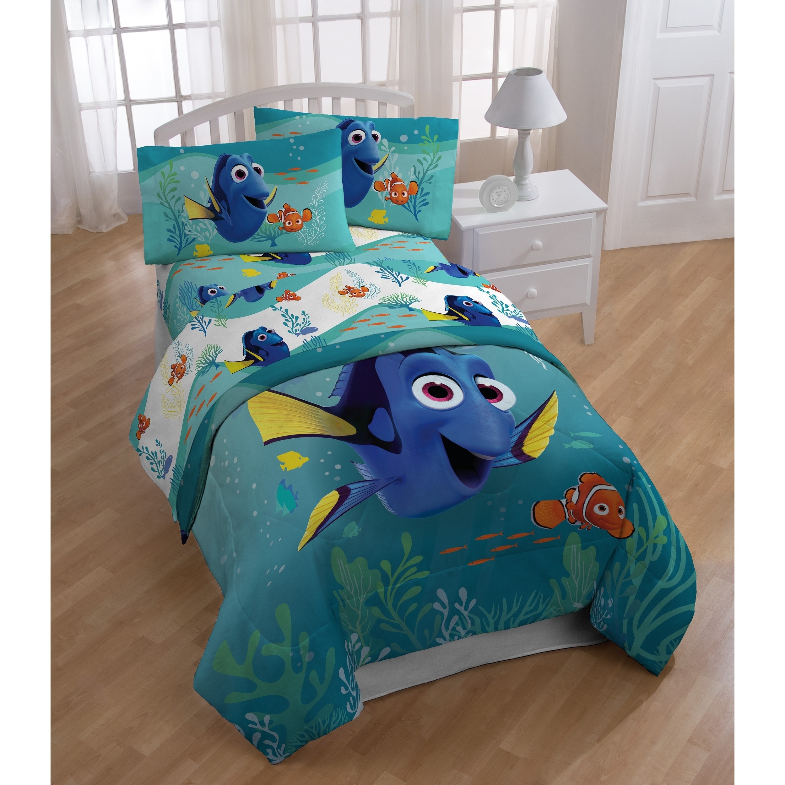 Disney/Pixar Finding Dory Stingray Twin Reversible Comforter 64.. Free Shipping 