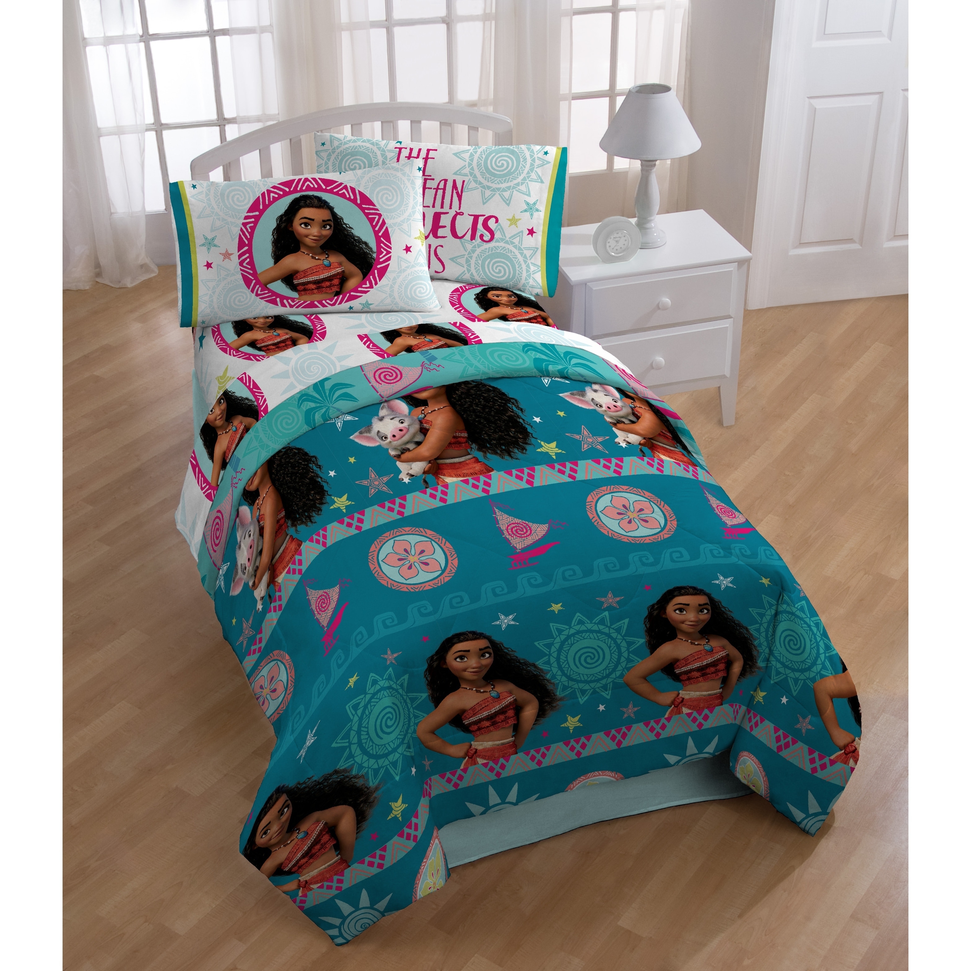 Disney Pixar Moana Tribal Sun 4 Piece Twin Bed In A Bag Overstock 21290610