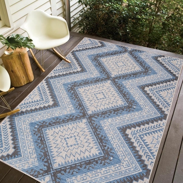 Carnival Indoor-Outdoor Polypropylene Grey Blue Rug - 5'3" x 8'