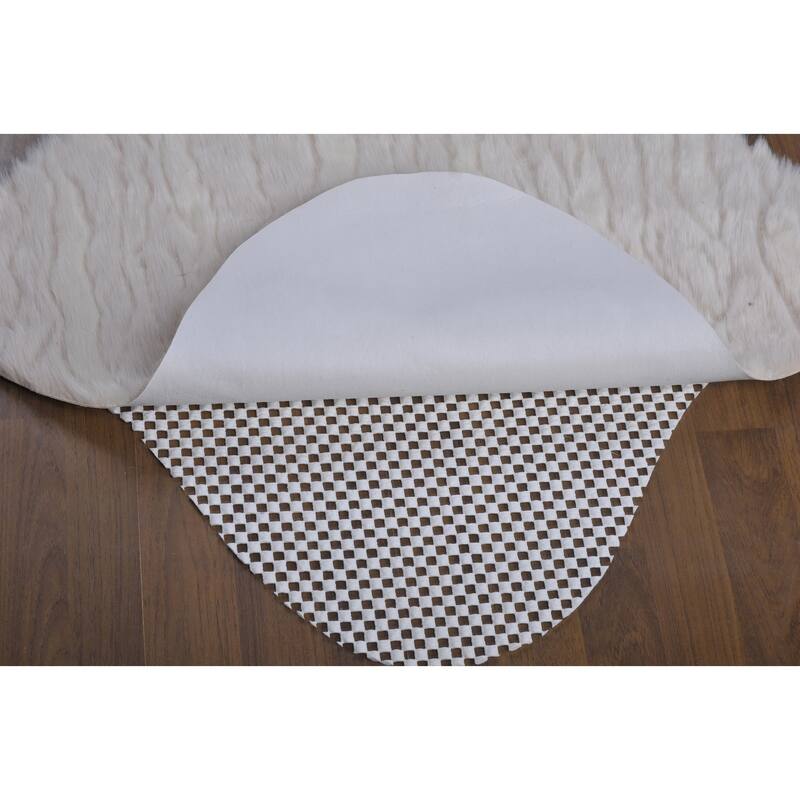 Serenta FauxFur Rug Sheepskin Shape Pelt Rug with Slip Stopping Pad