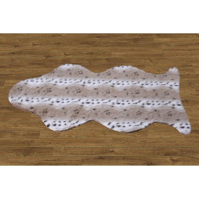 Serenta FauxFur Rug Sheepskin Shape Pelt Rug with Slip Stopping Pad