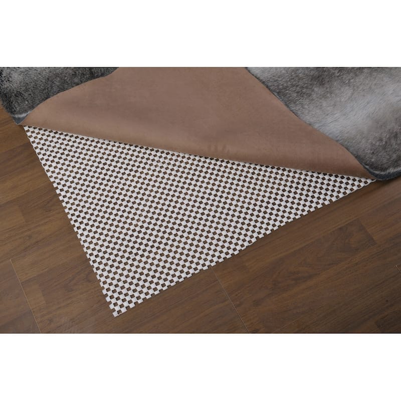 Serenta FauxFur Rug with Slip Stopping Pad 5' x 7'