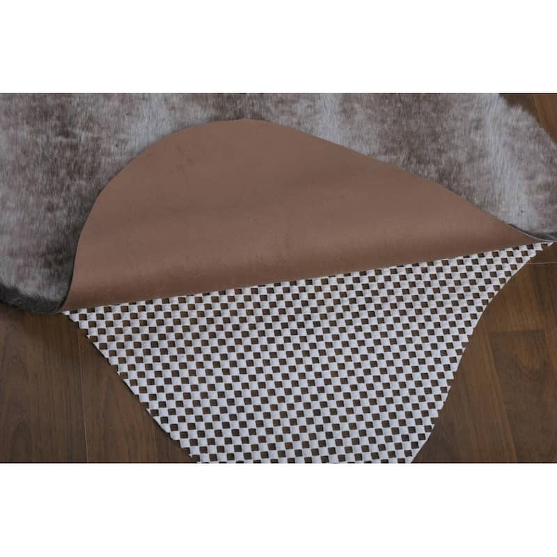 Serenta FauxFur Rug with Slip Stopping Pad 5' x 7'