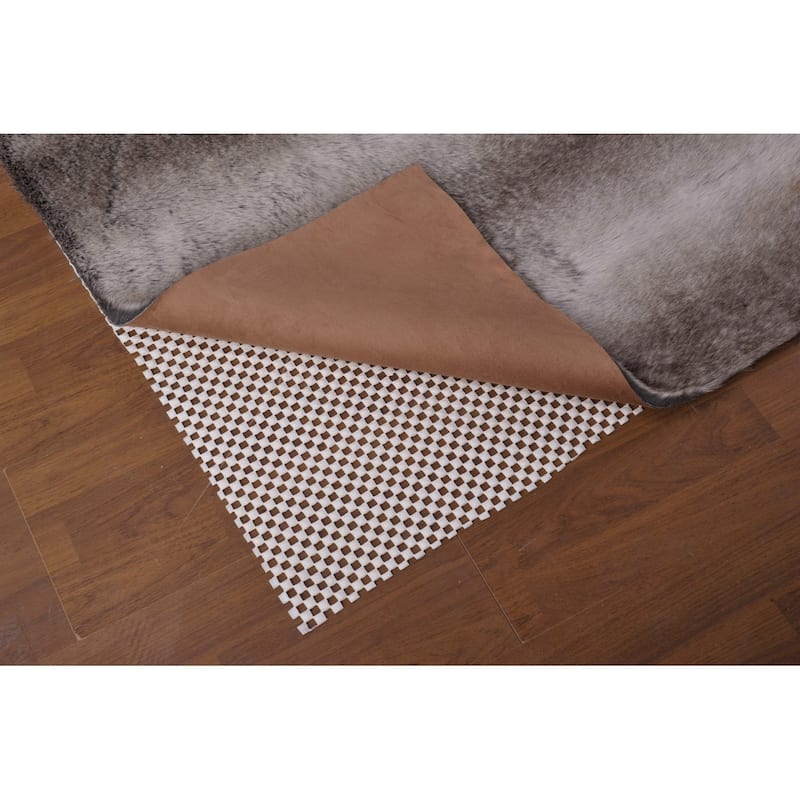 Serenta FauxFur Rug with Slip Stopping Pad 5' x 7'
