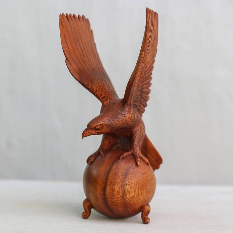 Handmade Wood Sculpture, 'American Bald Eagle' (Indonesia)