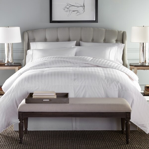 Oversized 500 Thread Count Damask Hypoallergenic Primaloft Comforter