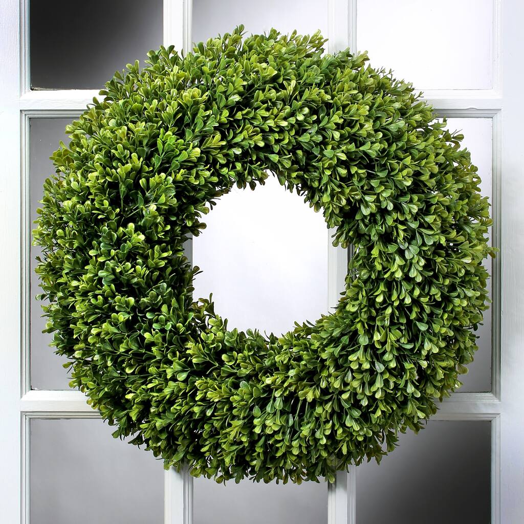 19 Inch Boxwood Wreath