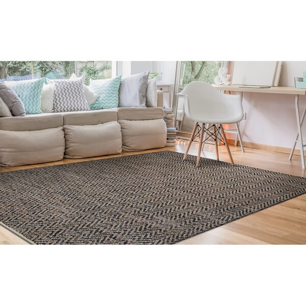 Hand-Loomed Green Leaves Frontier Natural Brown-Stone Area Rug - 2' X 3'