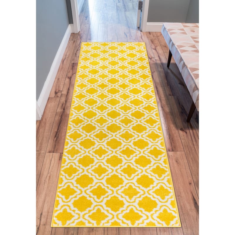 Well Woven Modern Trellis Lattice Bright Runner Rug - 2' x 7'3"