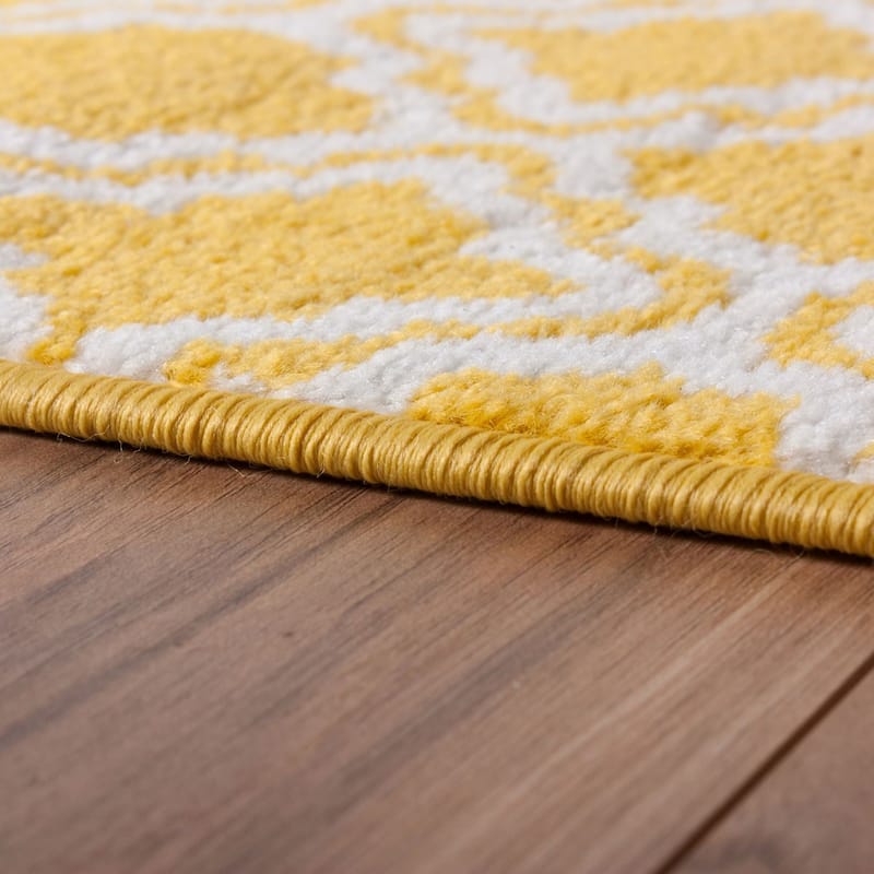 Well Woven Modern Trellis Lattice Bright Runner Rug - 2' x 7'3"
