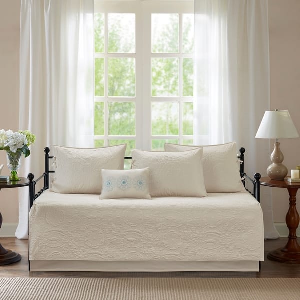 Madison Park Brenna Cream 6 Piece Cotton Rich Filling Reversible Daybed Set Overstock 21480777