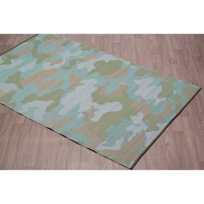 Indoor/Outdoor Military Reversible Plastic Rug