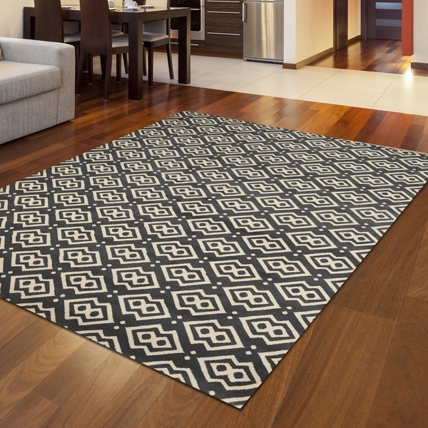 Bronte Disc Area Rug - 7'10" x 10'6"