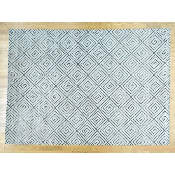 Hand Knotted Ivory Modern & Contemporary with Wool & Silk Oriental Rug - 10' x 13'10