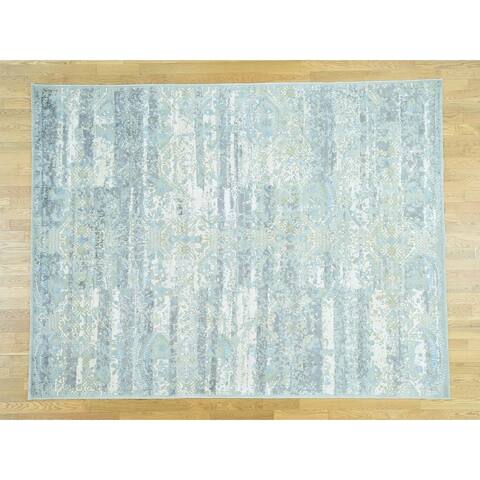 Hand Knotted Green Modern & Contemporary with Wool & Silk Oriental Rug - 7'8 x 10'1
