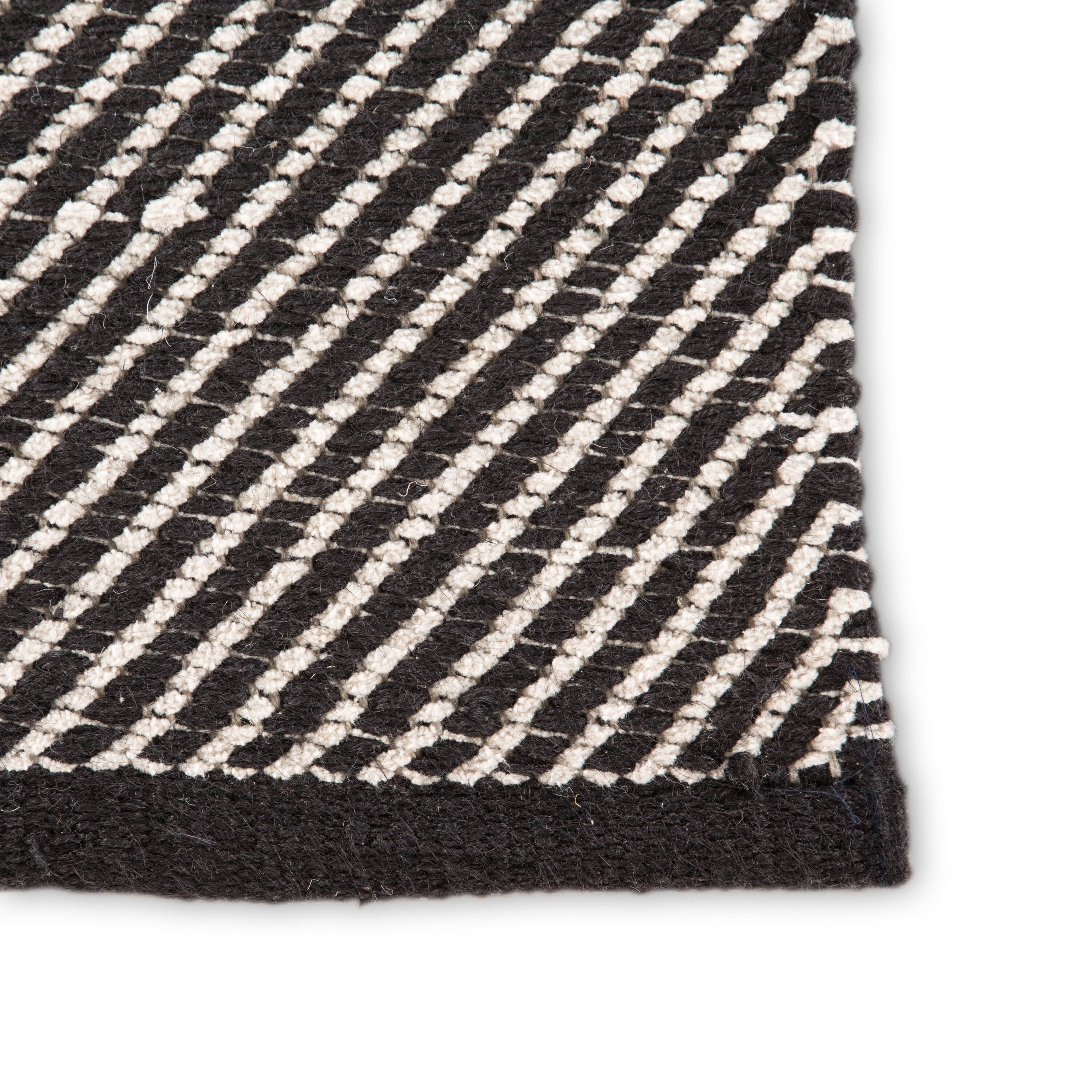 Nikki Chutempo Handmade Chevron Black White Area Rug 5 X Handmade Chevron Black White Area Rug