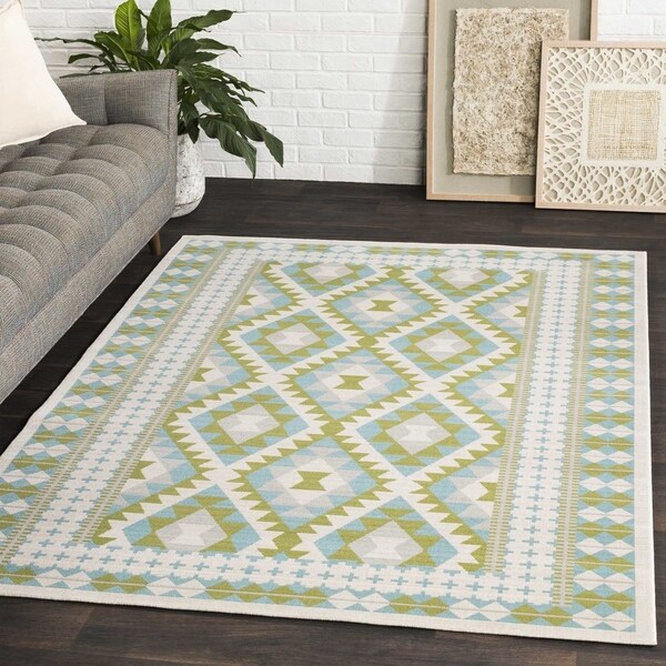 Carson Carrington Kibaek Southwesterm Geometric Area Rug - 5'3" x 7'6"