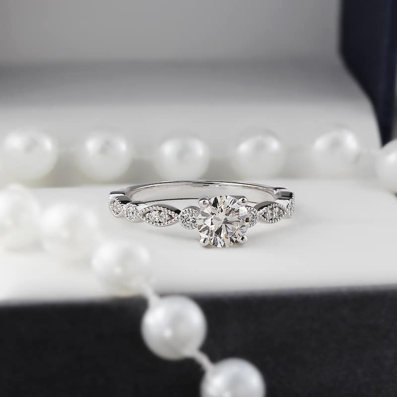 Auriya 14k Gold Vintage 4ct Round Moissanite Engagement Ring