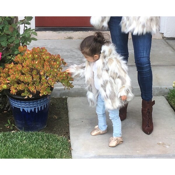 Jaeani Grace Luxury Girl's Coat in Tibet Fox Faux Fur