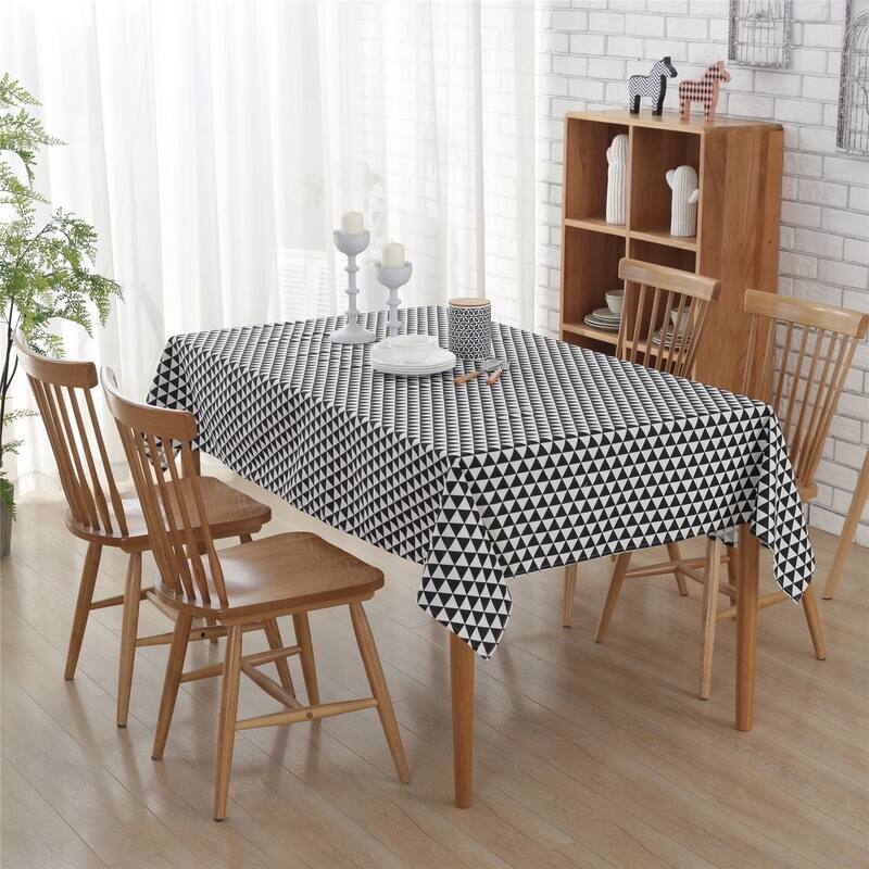 Triangular Tablecloth 54