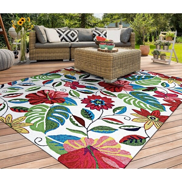 Wiltshire Hibiscus Fern-Ivory Indoor/Outdoor Area Rug - 3'6" x 5'6"