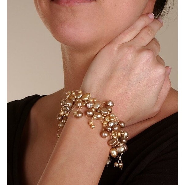 7 inch bracelet on wrist