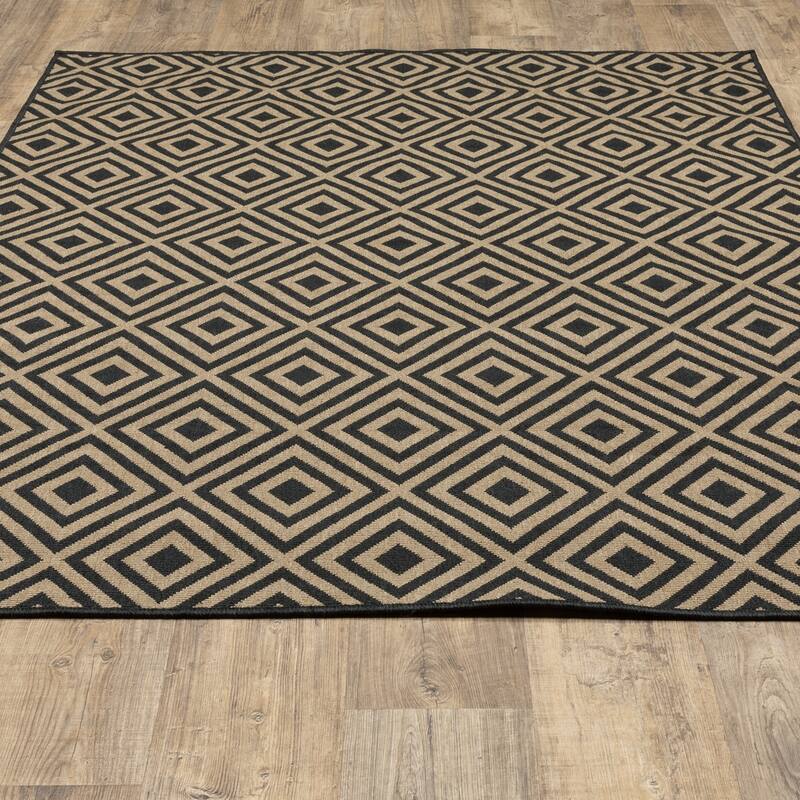 Style Haven Marianna Geometric Diamond Indoor Outdoor Rug