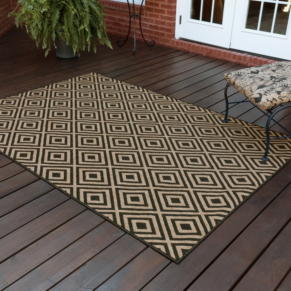 Style Haven Marianna Geometric Diamond Indoor Outdoor Rug