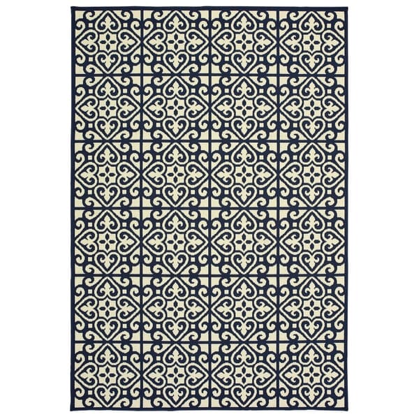 Havenside Home Lindhurst Two-Tone Tile Pile Indoor/ Outdoor Area Rug - 6'7" x 9'6"