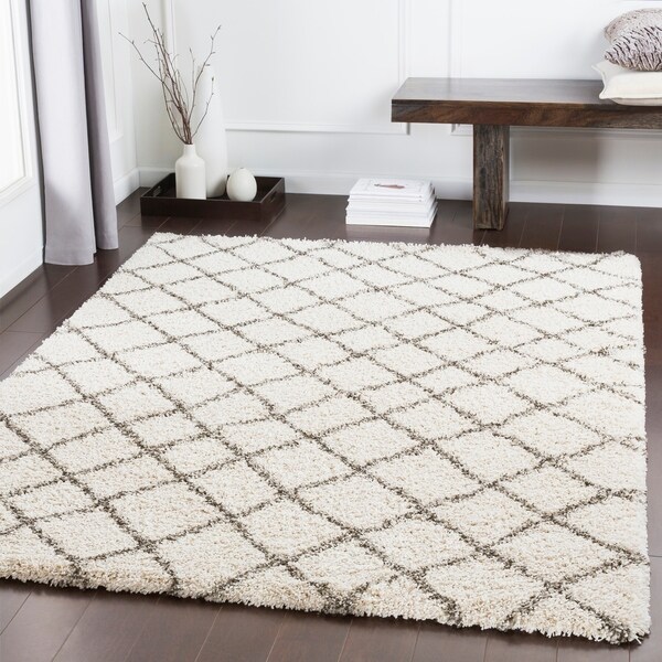 Sitka Modern Plush Brown Shag Area Rug (5'3" x 7'6") - 5'3" x 7'6"