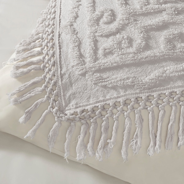 Madison Park Laetitia 3 Piece Tufted Cotton Chenille Medallion