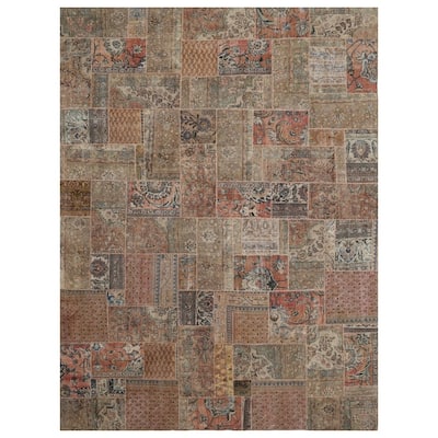 Handmade One-of-a-Kind Patchwork Wool Rug (Pakistan) - 8'10 x 11'10