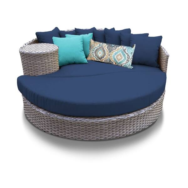 Shop Oasis Circular Sun Bed Outdoor Wicker Patio Furniture