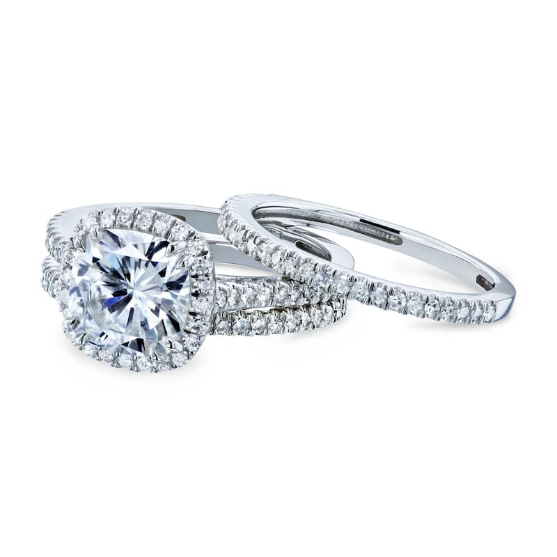 Annello by Kobelli 14k Gold 2 1/2ct TGW Forever One Moissanite and Diamond Cushion Halo 3-Piece Bridal Rings Set (DEF/VS, GH/I)