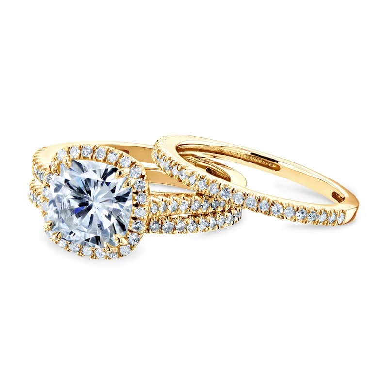 Annello by Kobelli 14k Gold 2 1/2ct TGW Forever One Moissanite and Diamond Cushion Halo 3-Piece Bridal Rings Set (DEF/VS, GH/I)