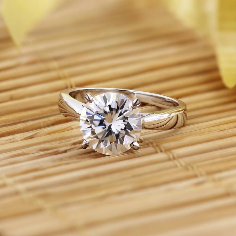 Auriya 14k Gold 2 Carat Round Moissanite Solitaire Engagement Ring