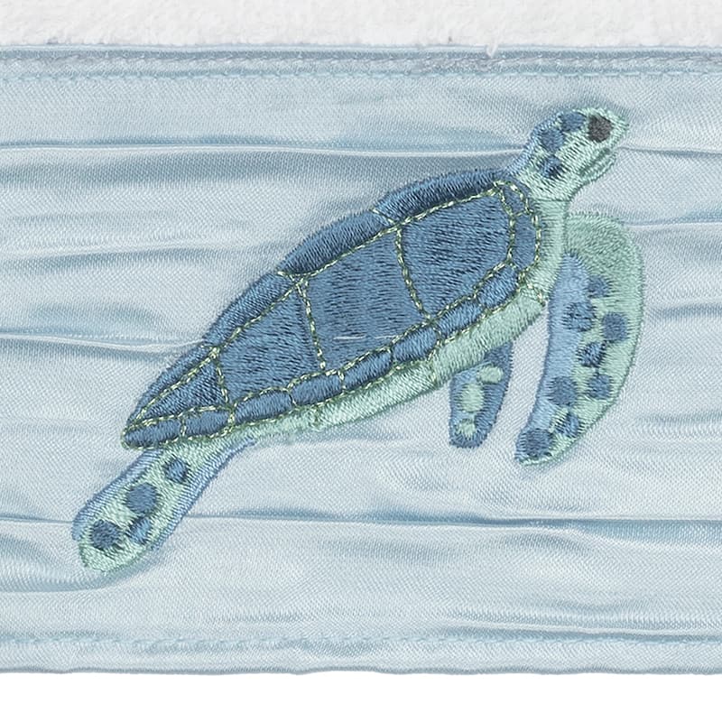 Authentic Hotel and Spa Turkish Cotton Turtles Embroidered White 3-piece Towel Set