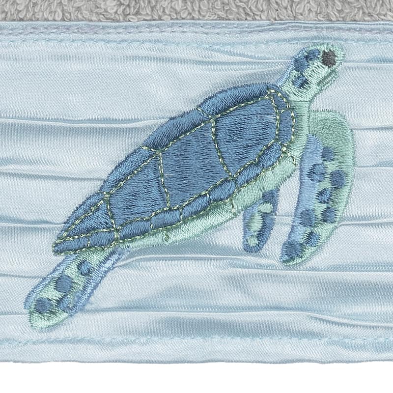 Authentic Hotel and Spa Turkish Cotton Turtles Embroidered Light Grey 3-piece Towel Set