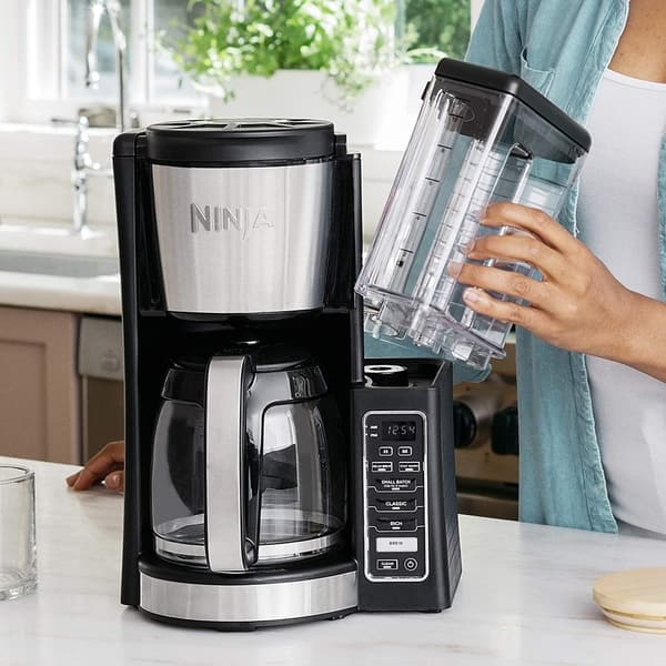 Ninja 12 Cup Programmable Coffee Maker with Glass Carafe