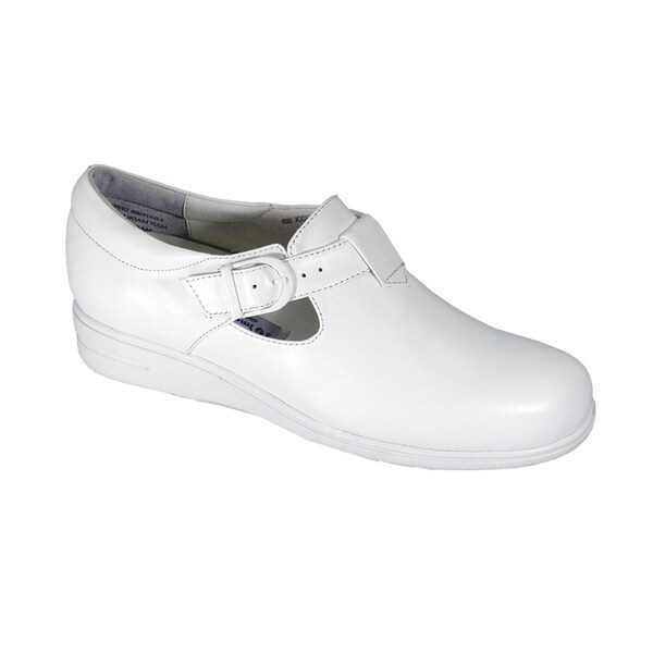 womens wide width comfort shoes