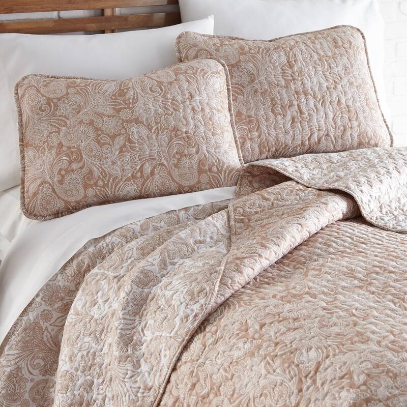 Vilano Ultra-Soft Lightweight Perfect Paisley 3-piece Quilt and Sham Set - Taupe - Twin - Twin XL