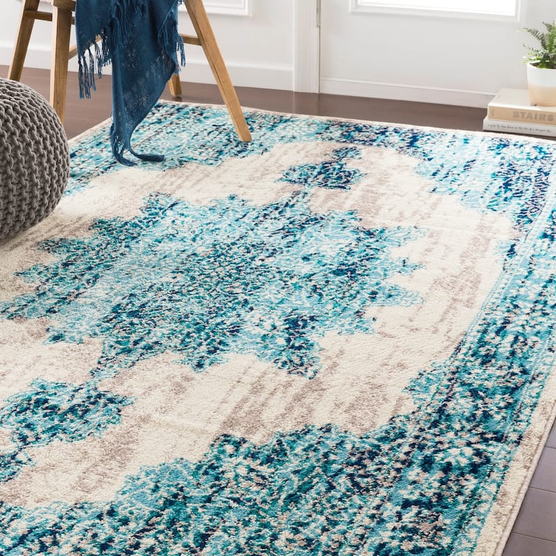 Benigno Traditional Teal Area Rug - 5' 3" x 7' 6"