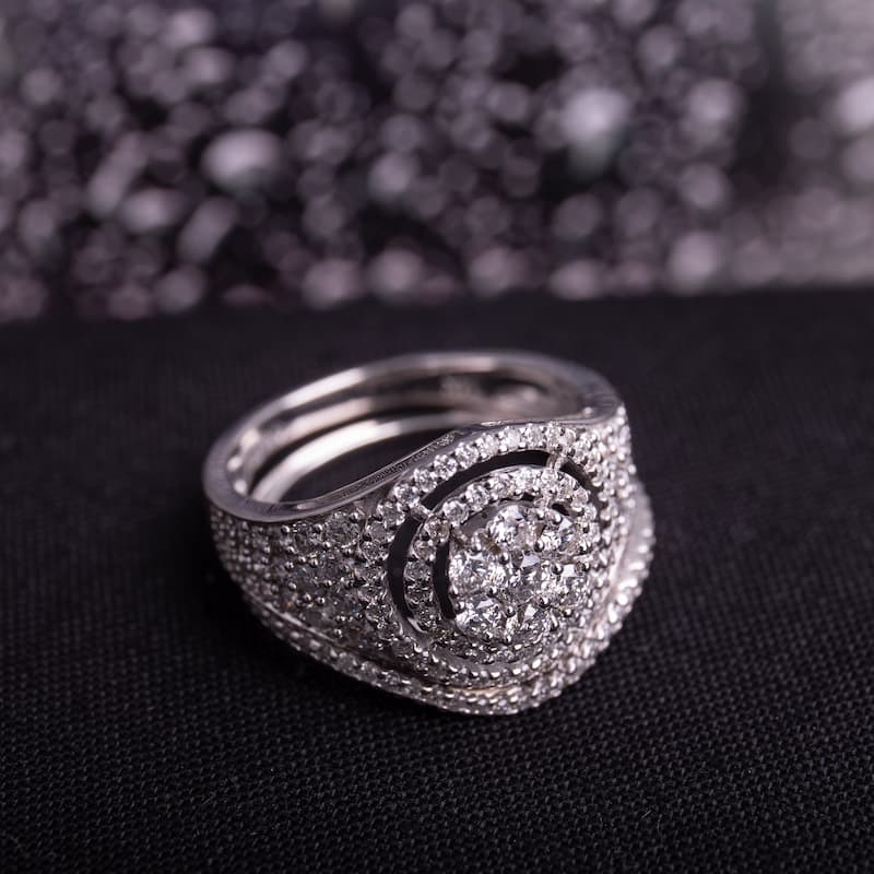 Miadora Signature Collection 14k White Gold 1 1/2ct TDW Diamond Double Halo Cluster Bridal Set