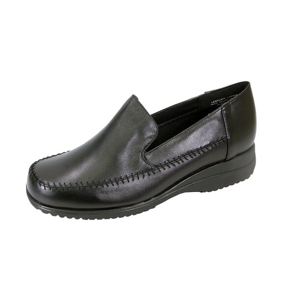 womens wide width leather loafers