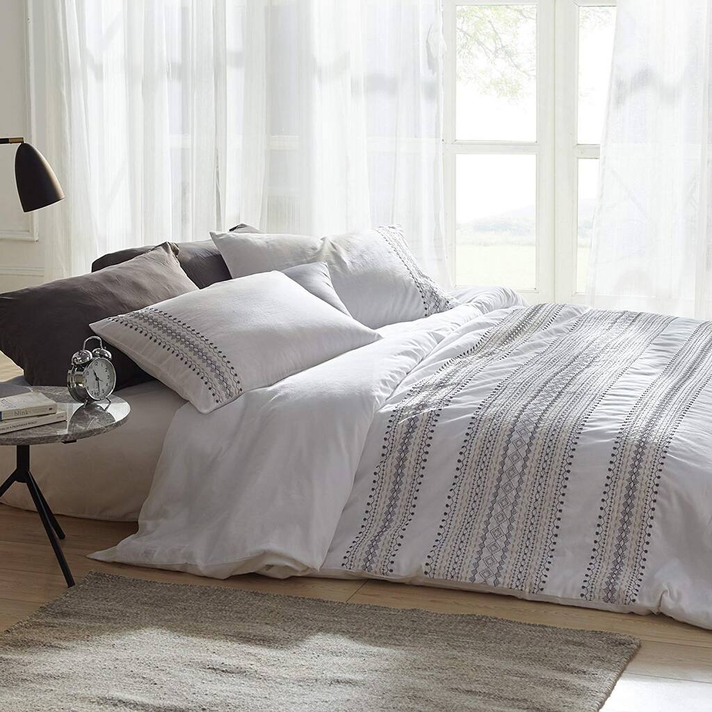 Cambria Stitch Embroidered Duvet Cover - White