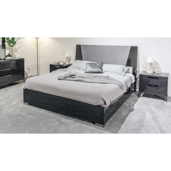 Shop Weathered Gray Lacquer Platform Bed Free Shipping