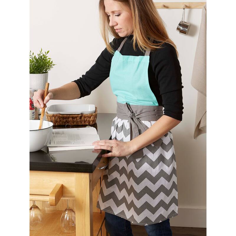 Design Imports Skirted Kitchen Apron