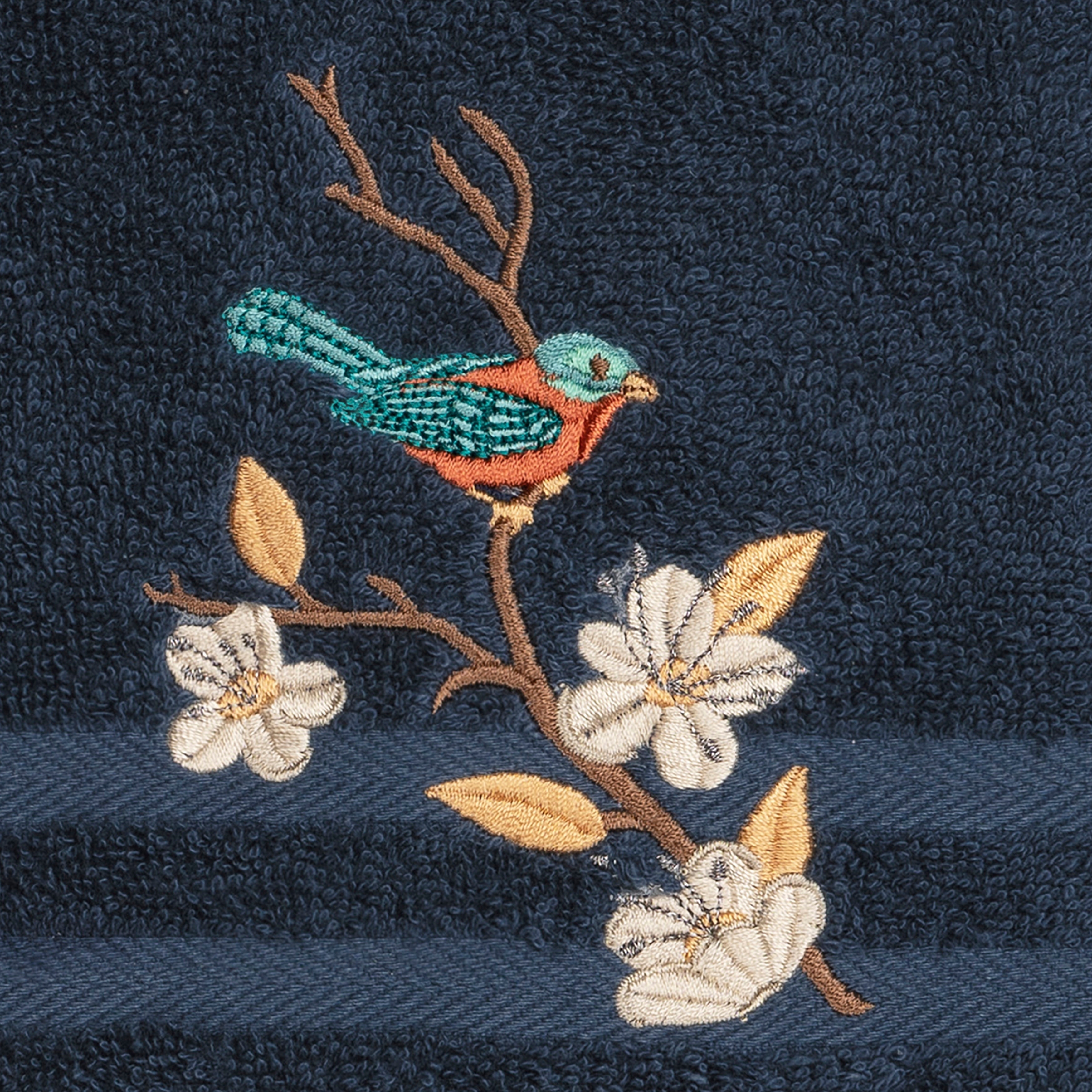 https://ak1.ostkcdn.com/images/products/22545926/Authentic-Hotel-and-Spa-Turkish-Cotton-Blue-Bird-Embroidered-Midnight-Blue-Hand-Towel-e68809c8-7333-4cba-9505-b5771459e3ac.jpg