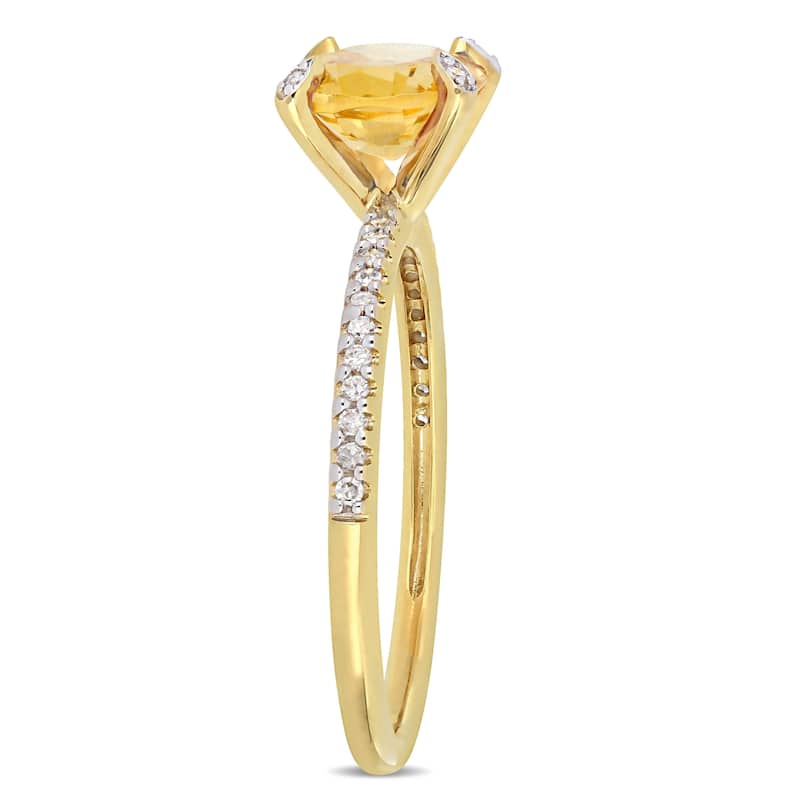 Miadora 10k Yellow Gold Oval-Cut Citrine and 1/10ct TDW Diamond Solitaire Ring