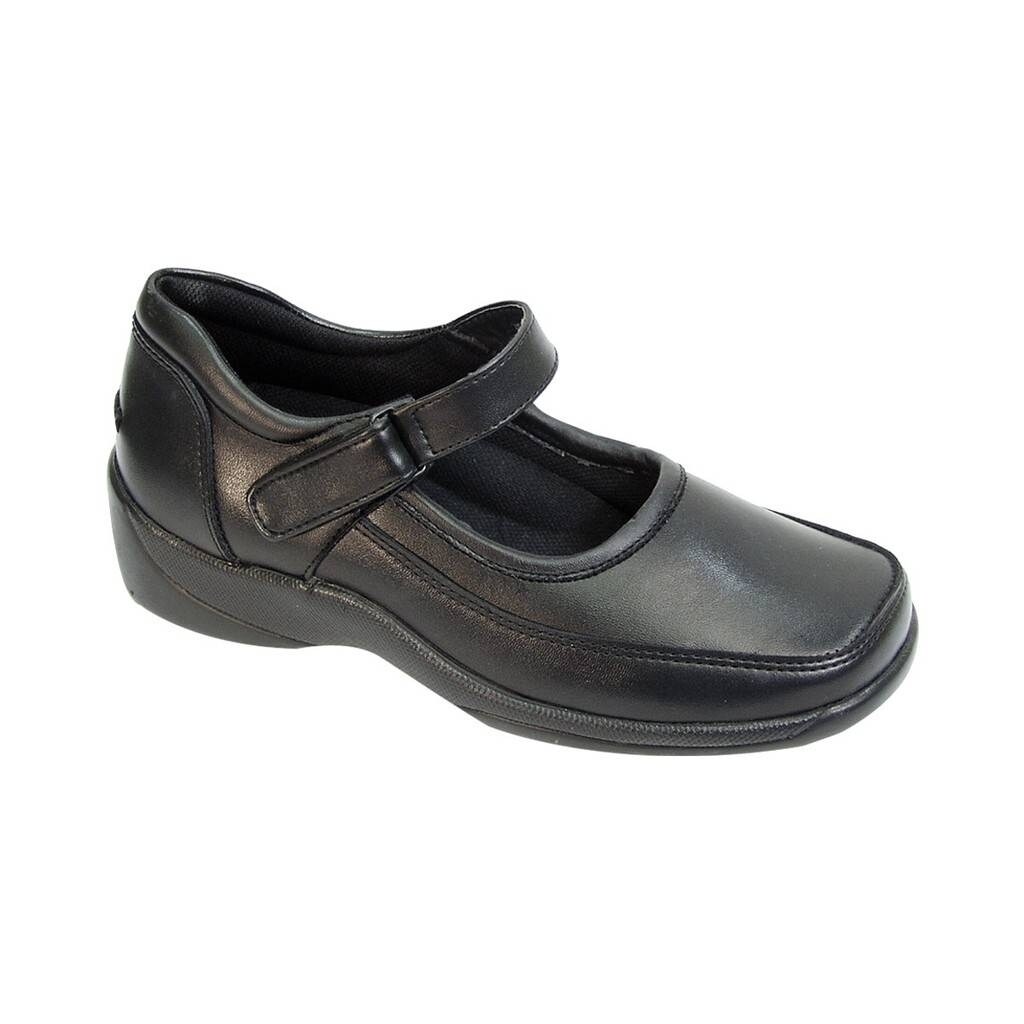trendy mary jane shoes
